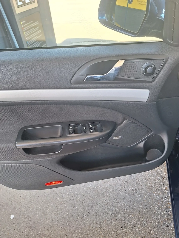 SKODA Octavia 2011 — imagine 9