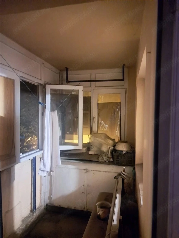 🔑 Vanzare apartament 3 camere, 80 mp, Etaj 1 – Piața Titan (Sălăjan) — fotografia 3