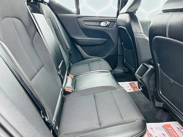 VOLVO XC40 2019 — imagine 7