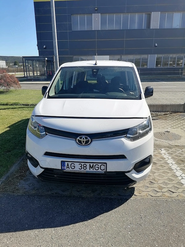 TOYOTA Proace