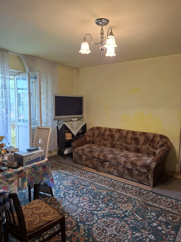 Apartament 2 camere, balcon, Rogerius — fotografia 1