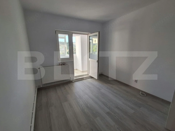 Apartament cu 2 camere, 56 mp, zona Dacia — fotografia 3