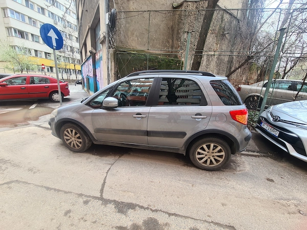 SUZUKI SX4