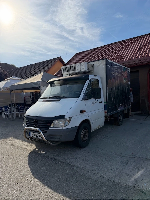 MERCEDES-BENZ 300 2001 — imagine 4