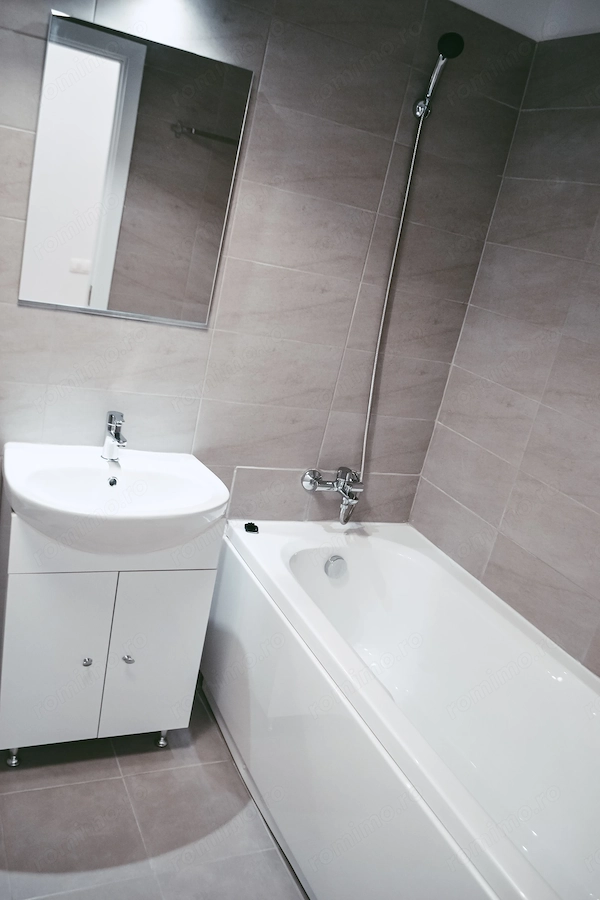 PROPRIETAR apartament 2 camere Mihai Bravu metrou 2 min bl. nou + parcare 2locuri — fotografia 3