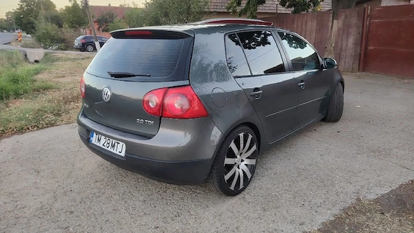 VOLKSWAGEN Golf 2004 — imagine 4