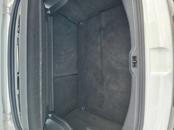 RENAULT Megane 2011 — imagine 13
