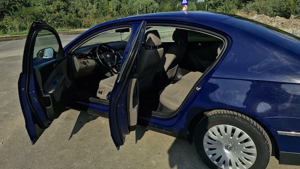 VOLKSWAGEN Passat 2009 — imagine 17