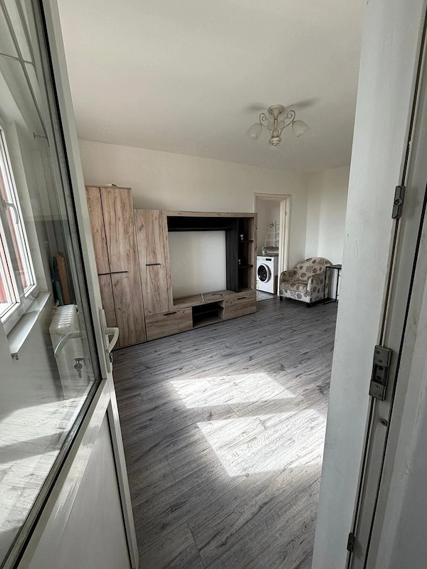 Vanzare Apartament 2 camere, 36 mp, et 6/10 - Alexandriei — fotografia 1