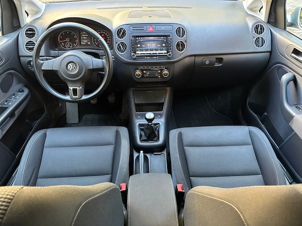 VOLKSWAGEN Golf 2010 — imagine 3