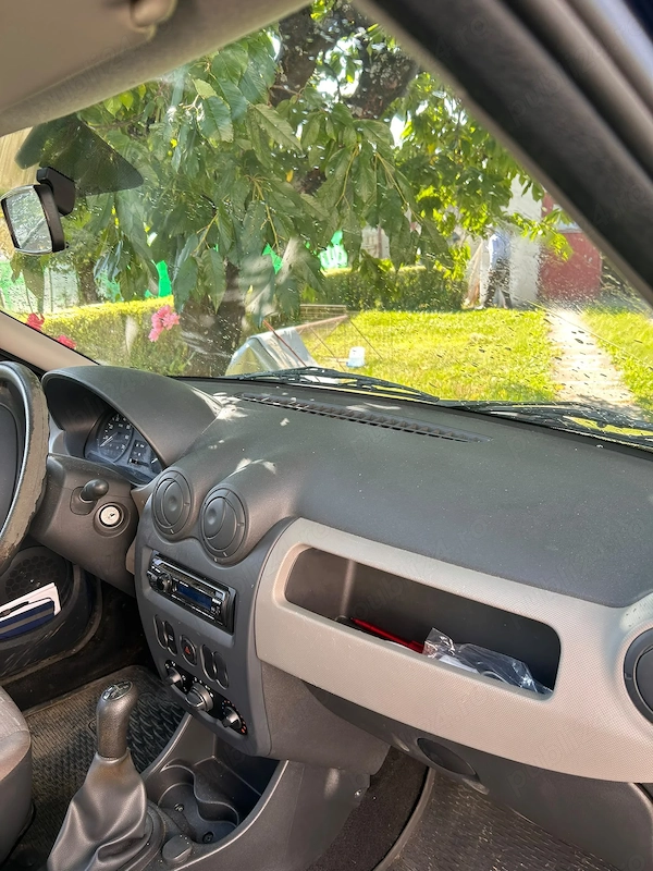 DACIA Logan 2010 — imagine 3