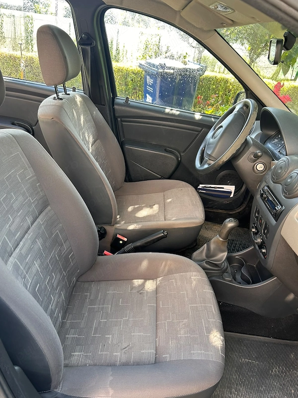 DACIA Logan 2010 — imagine 2