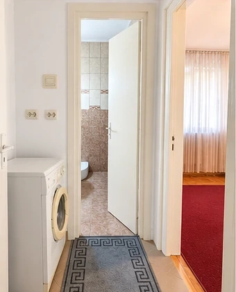 Vând apartament 2 camere Urziceni, lângă Primărie — fotografia 3