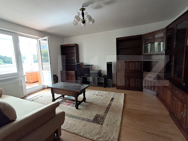 Apartament cu două camere, 62 mp, Renovat| Balcon Mare| 22 Decembrie 1989 — fotografia 1