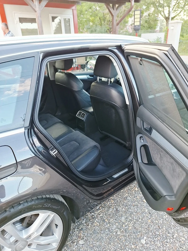 AUDI A4 2009 — imagine 8