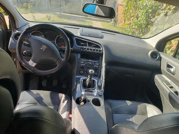 PEUGEOT 3008 2011 — imagine 3