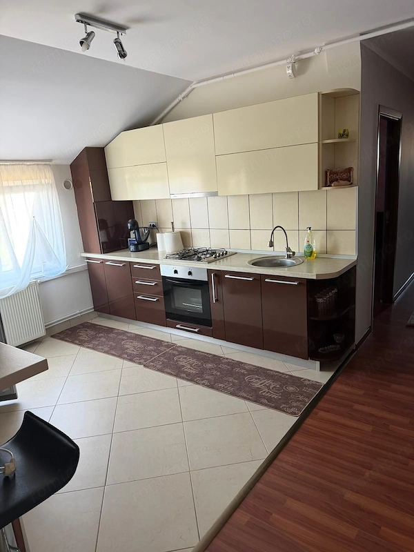 Apartament trei camere Sagului — fotografia 3