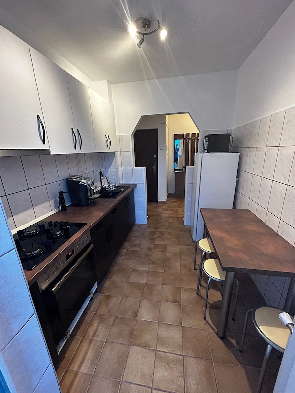 Vand apartament 2 camere semidecomandat — fotografia 1