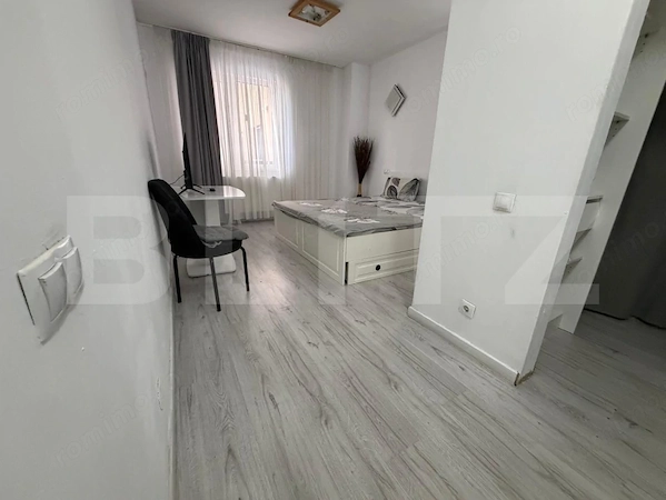 Apartament mare cu 2 camere de vânzare - spațios și luminos — fotografia 3