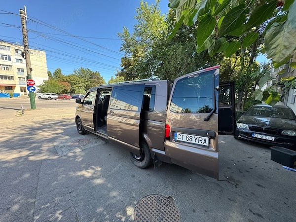 VOLKSWAGEN Caravelle 2012 — imagine 5