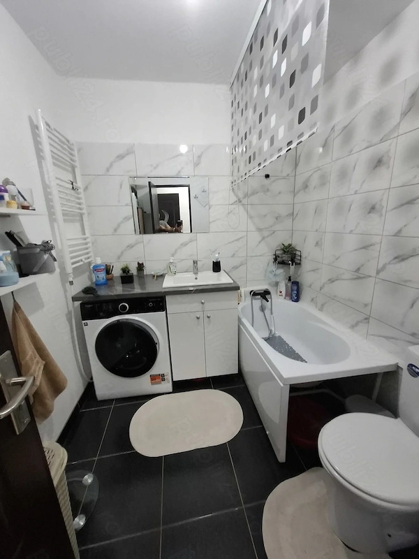 Vând urgent apartament cu 3 camere confort 1 semidecomandat — fotografia 3