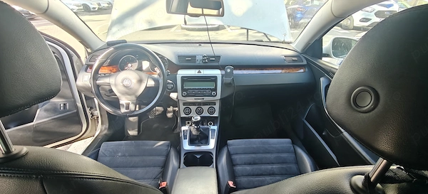 VOLKSWAGEN Passat Alltrack 2009 — imagine 4