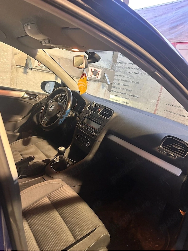 VOLKSWAGEN Golf 2010 — imagine 6