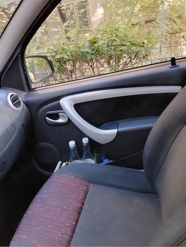 DACIA Sandero 2009 — imagine 3