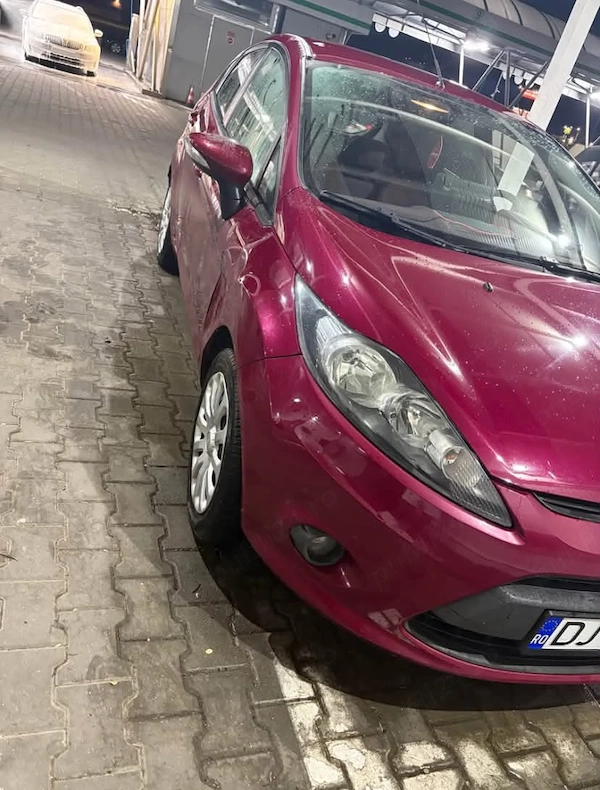 FORD Fiesta 2010 — imagine 3