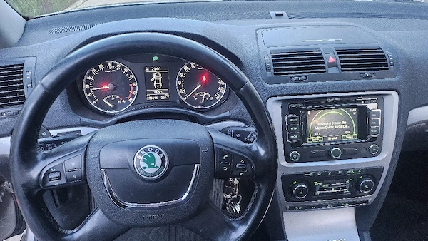 SKODA Octavia 2013 — imagine 4