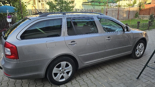 SKODA Octavia 2013 — imagine 3