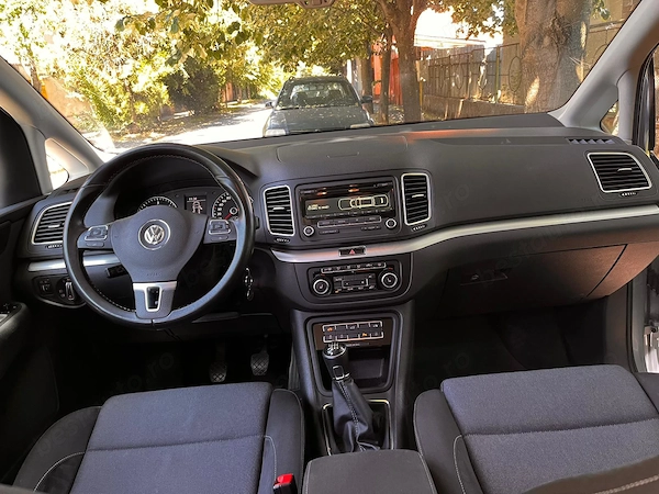 VOLKSWAGEN Sharan 2012 — imagine 6