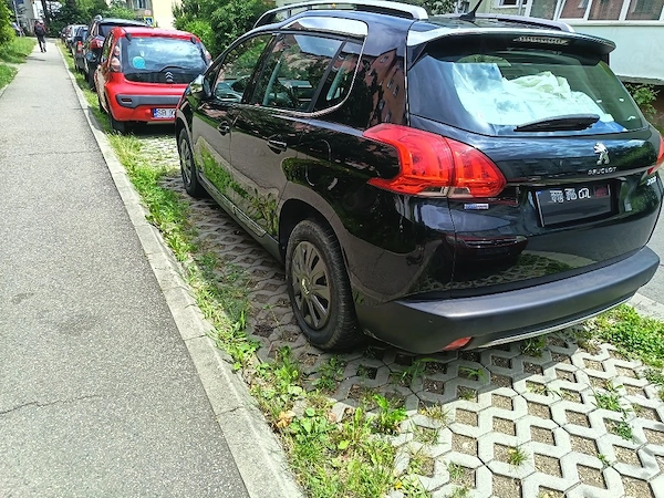 PEUGEOT 2008 2015 — imagine 3