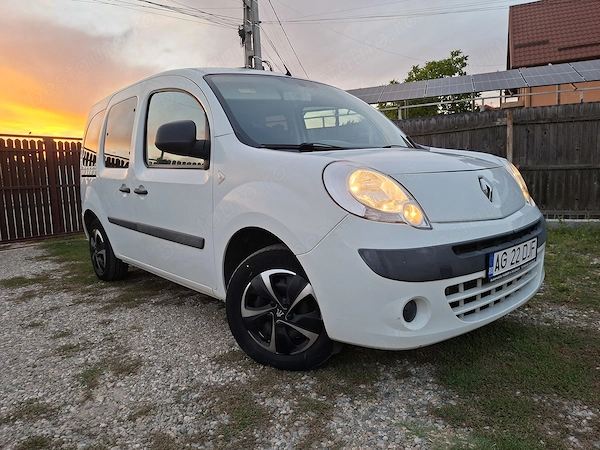 Renault Kangoo-an 2013-1.5 dci90-euro 5-proprietar-inmatriculat recent
