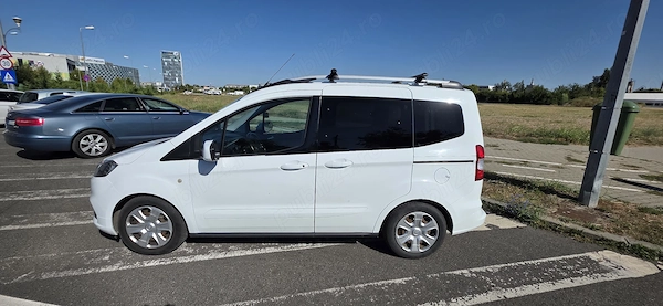 FORD Courier