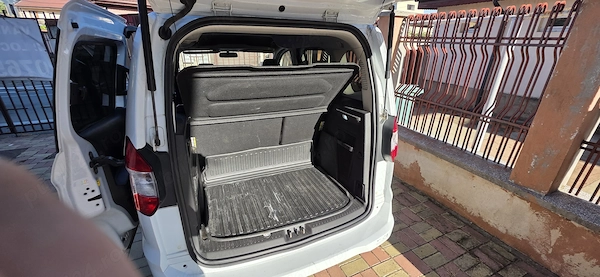 FORD Courier 2020 — imagine 7