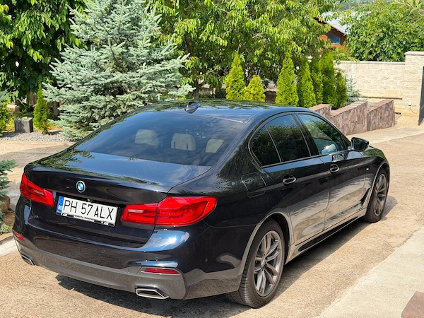 BMW 5 Series 2020 — imagine 3