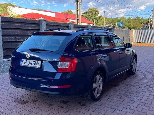 SKODA Octavia 2015 — imagine 3