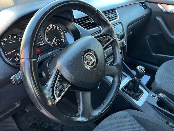 SKODA Octavia 2015 — imagine 8
