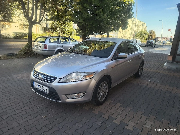FORD Mondeo 2010 — imagine 2