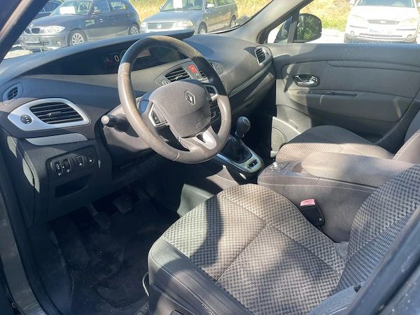 RENAULT Grand Scenic 2012 — imagine 14