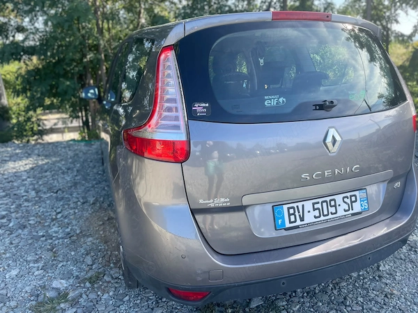 RENAULT Grand Scenic 2012 — imagine 11