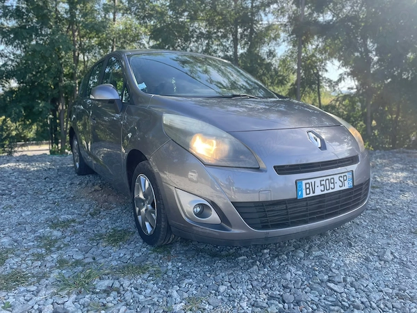 RENAULT Grand Scenic 2012 — imagine 2