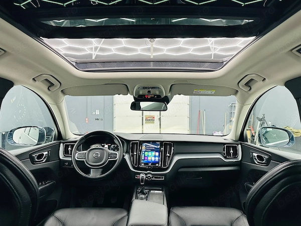 VOLVO XC60 2019 — imagine 6