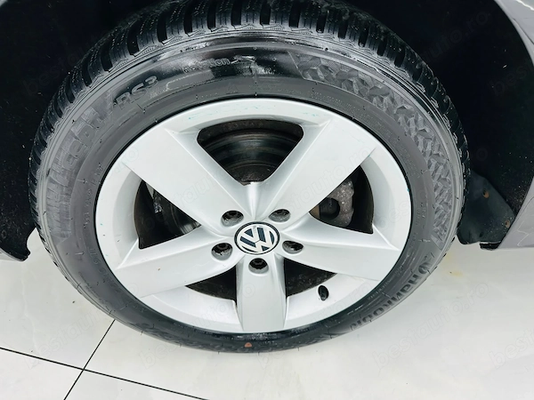VOLKSWAGEN Jetta 2013 — imagine 9