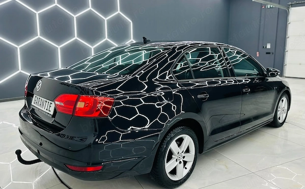 VOLKSWAGEN Jetta 2013 — imagine 4