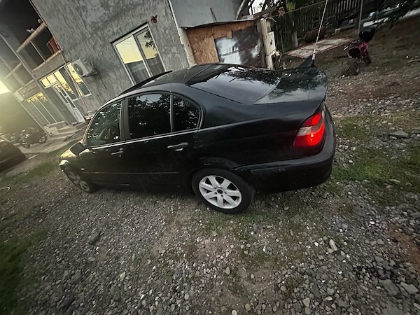 BMW 3 Series 2000 — imagine 2