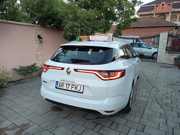 RENAULT Megane 2021 — imagine 5
