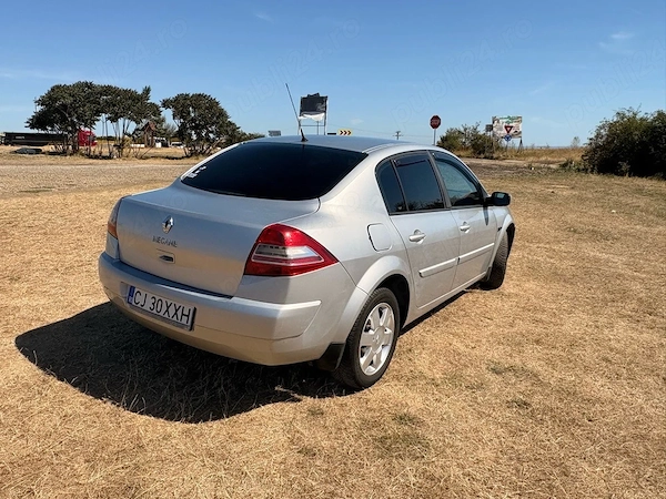 RENAULT Megane