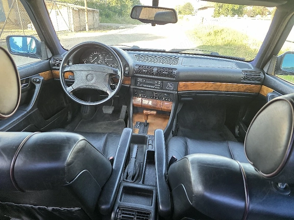 BMW Seria 7 1993 — imagine 2